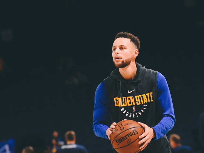 与底角外弹 与底角外弹